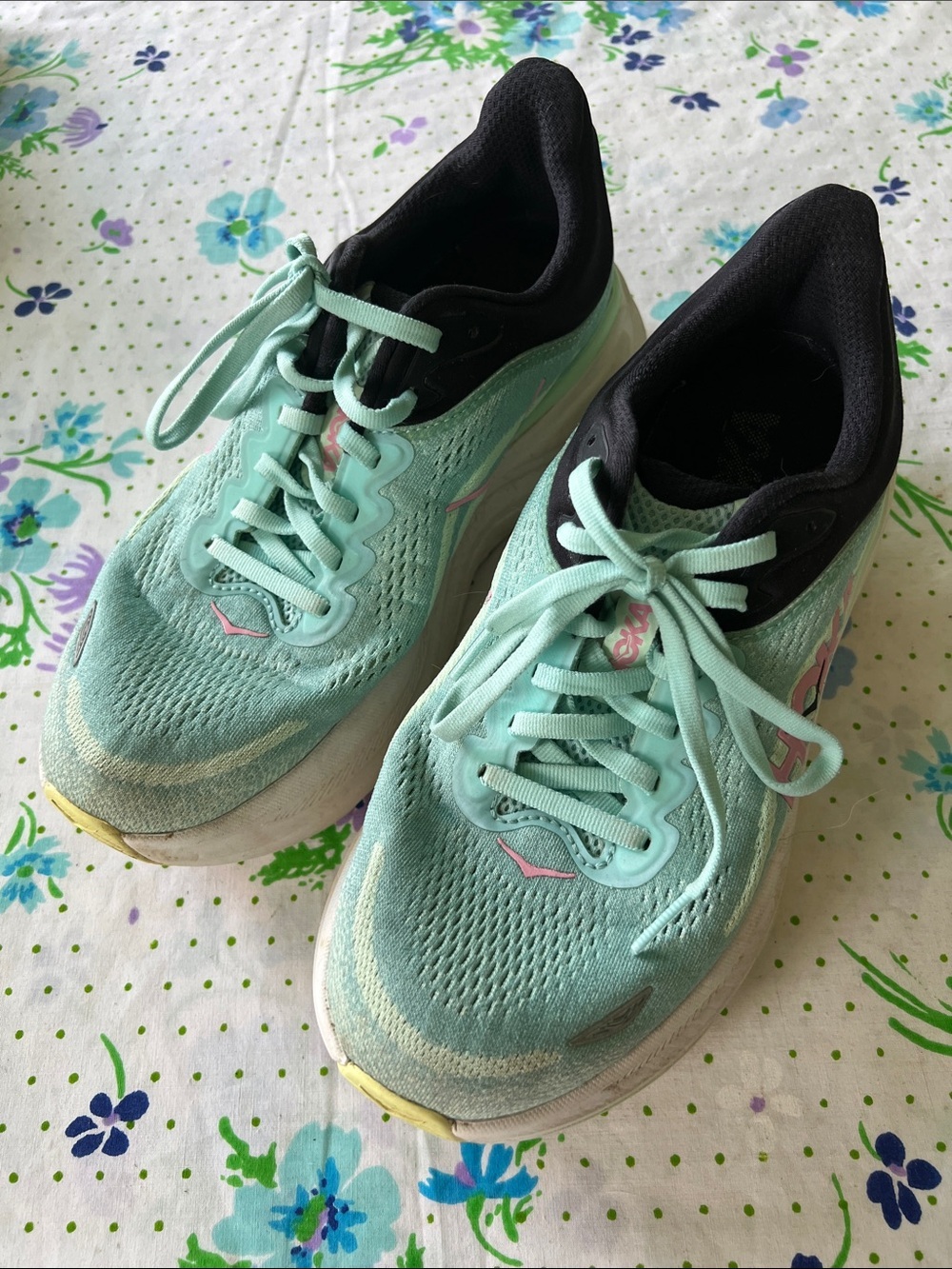 Hoka Bondi 9 Blue Spark/Mint Fluorite Women's Running Shoe * Size: 9 D - WIDE